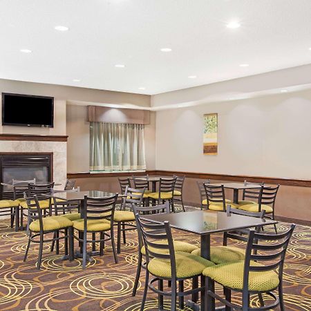 Days Inn By Wyndham Brewerton/ Syracuse Near Oneida Lake Zewnętrze zdjęcie