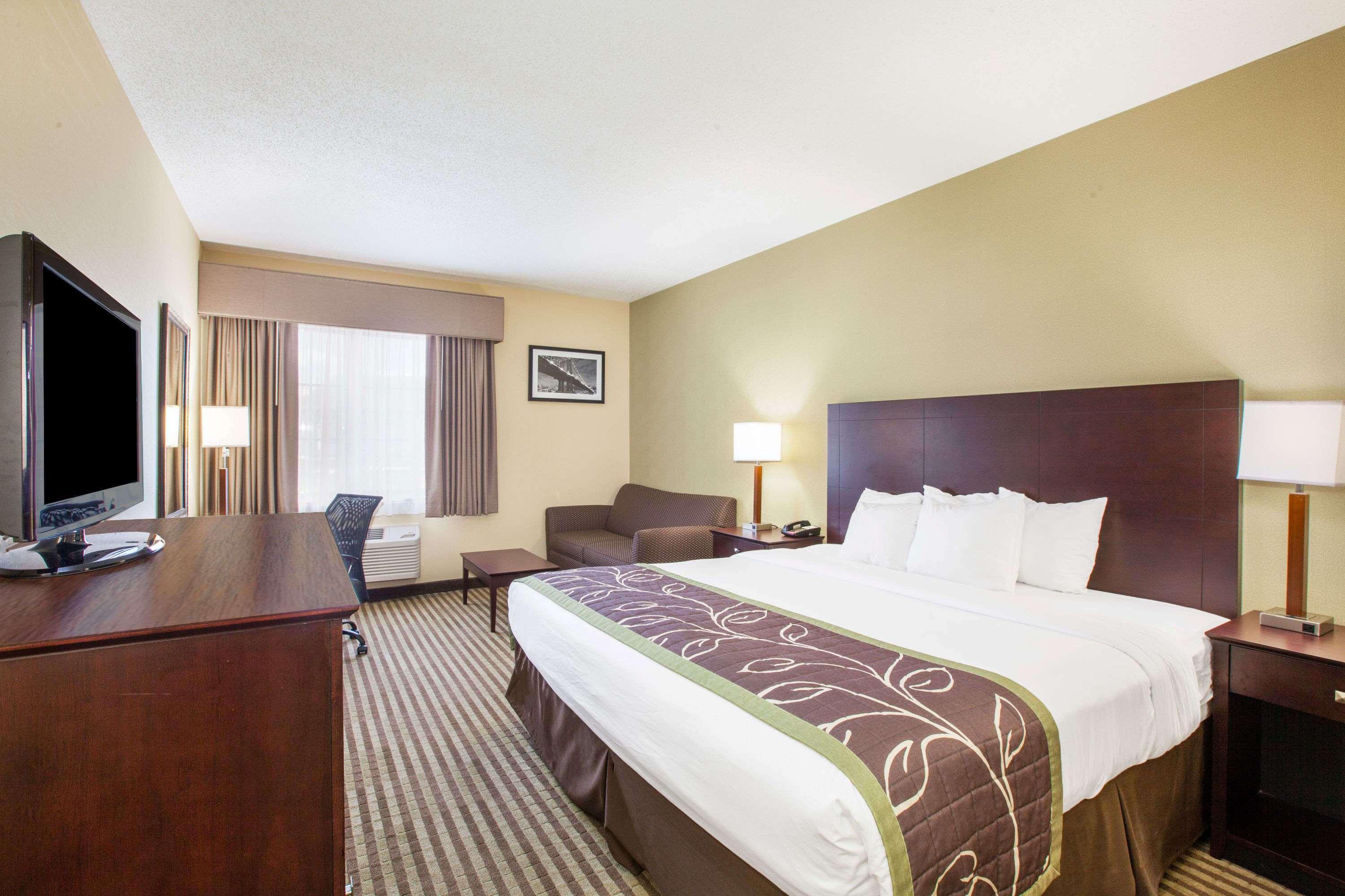 Days Inn By Wyndham Brewerton/ Syracuse Near Oneida Lake Zewnętrze zdjęcie