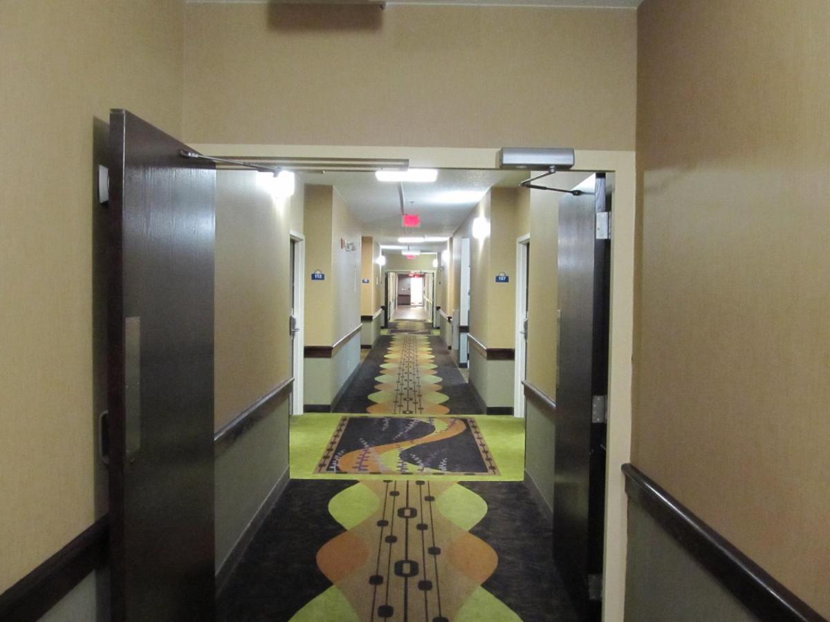 Days Inn By Wyndham Brewerton/ Syracuse Near Oneida Lake Zewnętrze zdjęcie